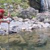 Investigadores del CSIC midiendo el caudal del río Arazas