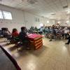 Un momento de la charla en Farlete