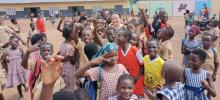 La investigadora Tiziana de Magistris, investigadora principal del proyecto HealthyDiets4Africa, durante una visita en Costa de Marfil