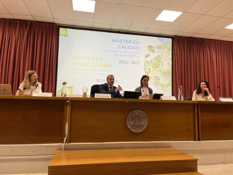 presentación acto de graduación de másteres de la Facultad de Veterinaria