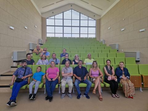 foto de grupo de los participantes en la reunión del proyecto E-Food en Sibiu, Rumanía