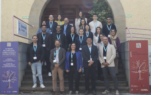 foto de grupo II Jornadas Postdoctorales Campus Iberus 2025 - Natalia Merino tercera por la izquierda en la fila central